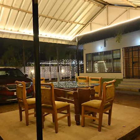 The Q3 Inn Guwahati Exterior photo